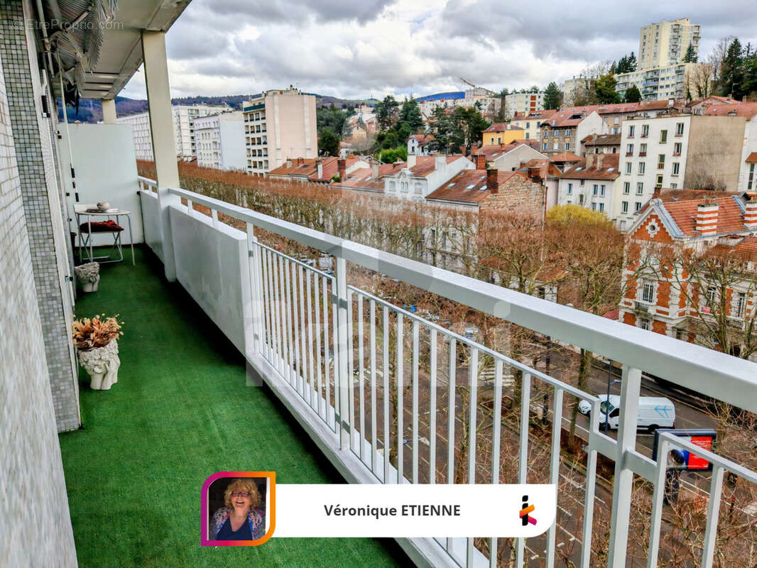 Appartement à SAINT-ETIENNE