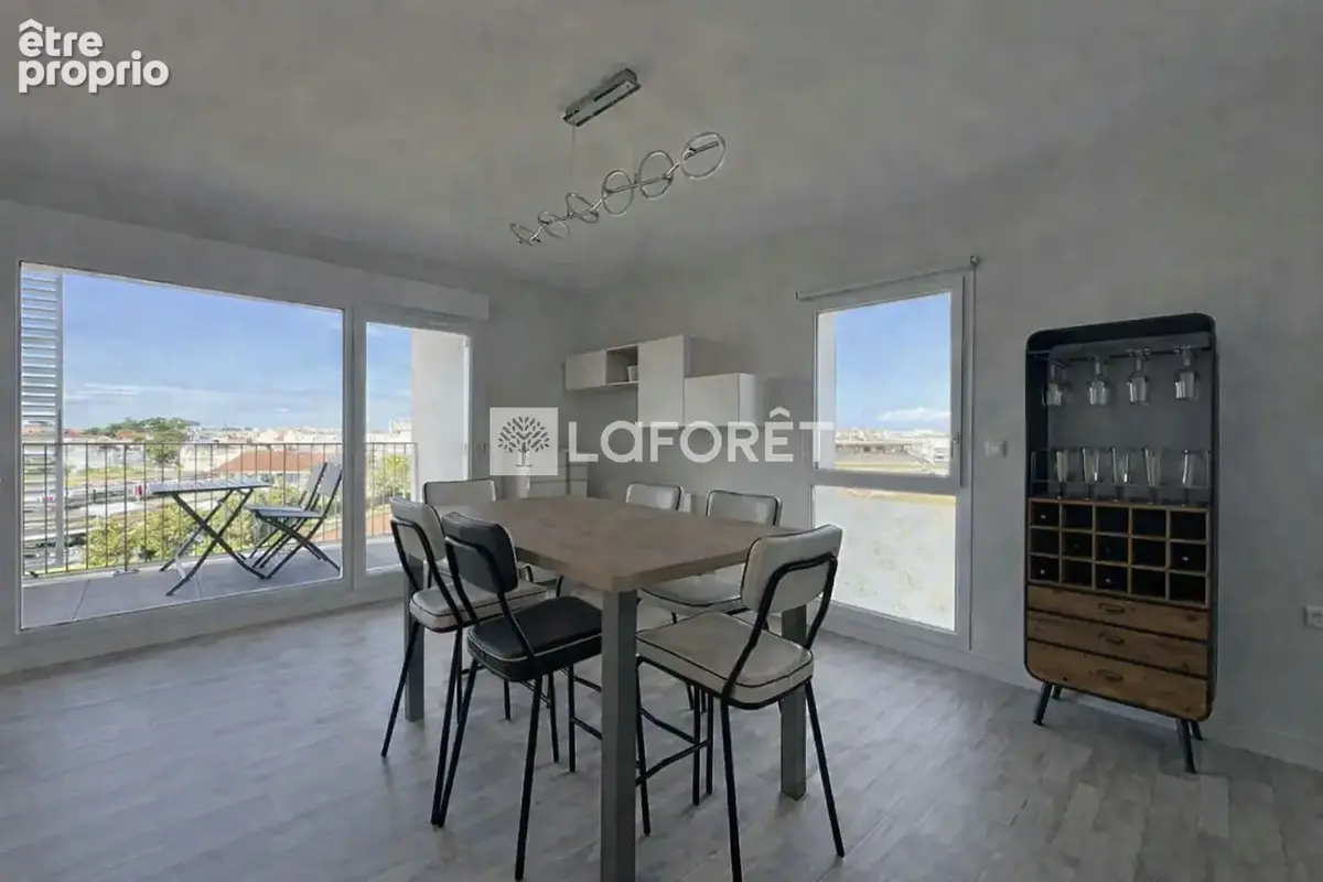 Royan  Appartement T3 76,50 m² - photo 2
