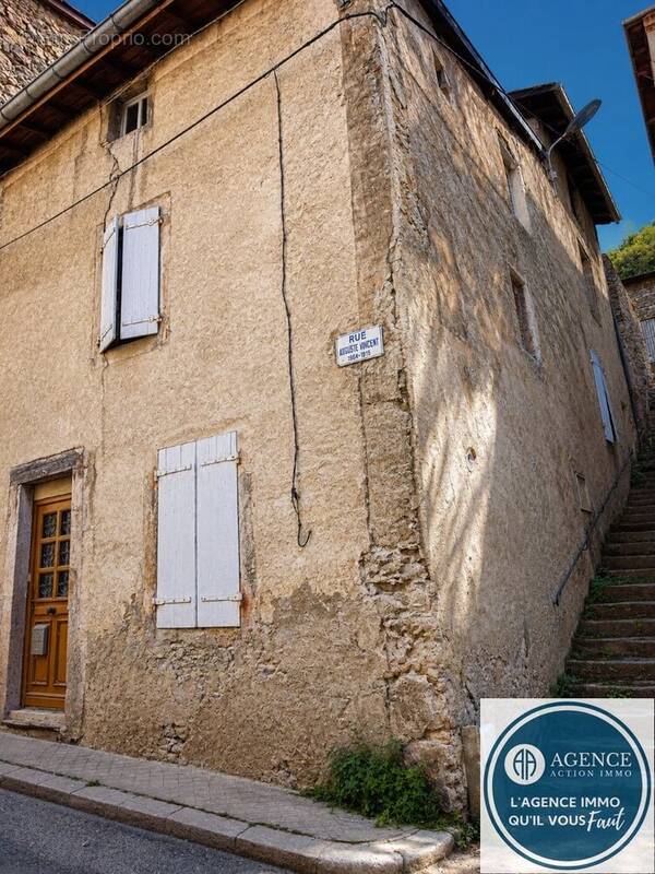 Maison à SERRIERES