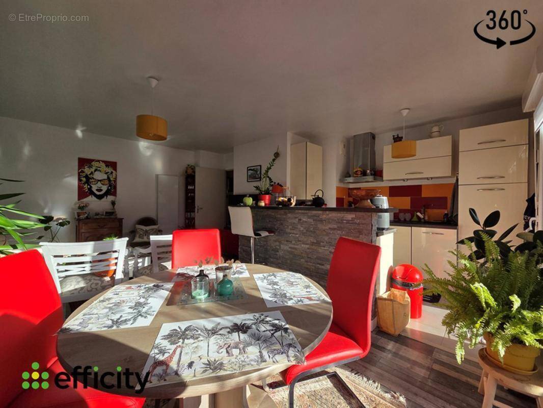 Appartement à LA CHAPELLE-DES-FOUGERETZ