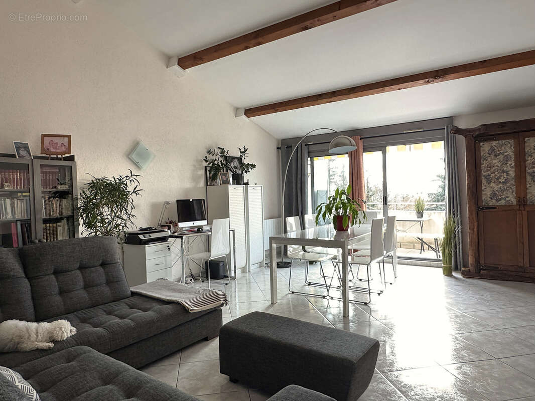 Appartement à LIMONEST