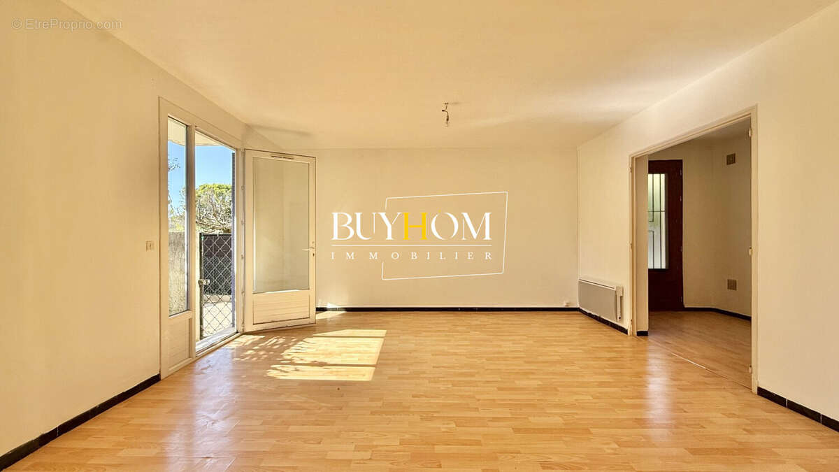 Appartement à L'ISLE-SUR-LA-SORGUE