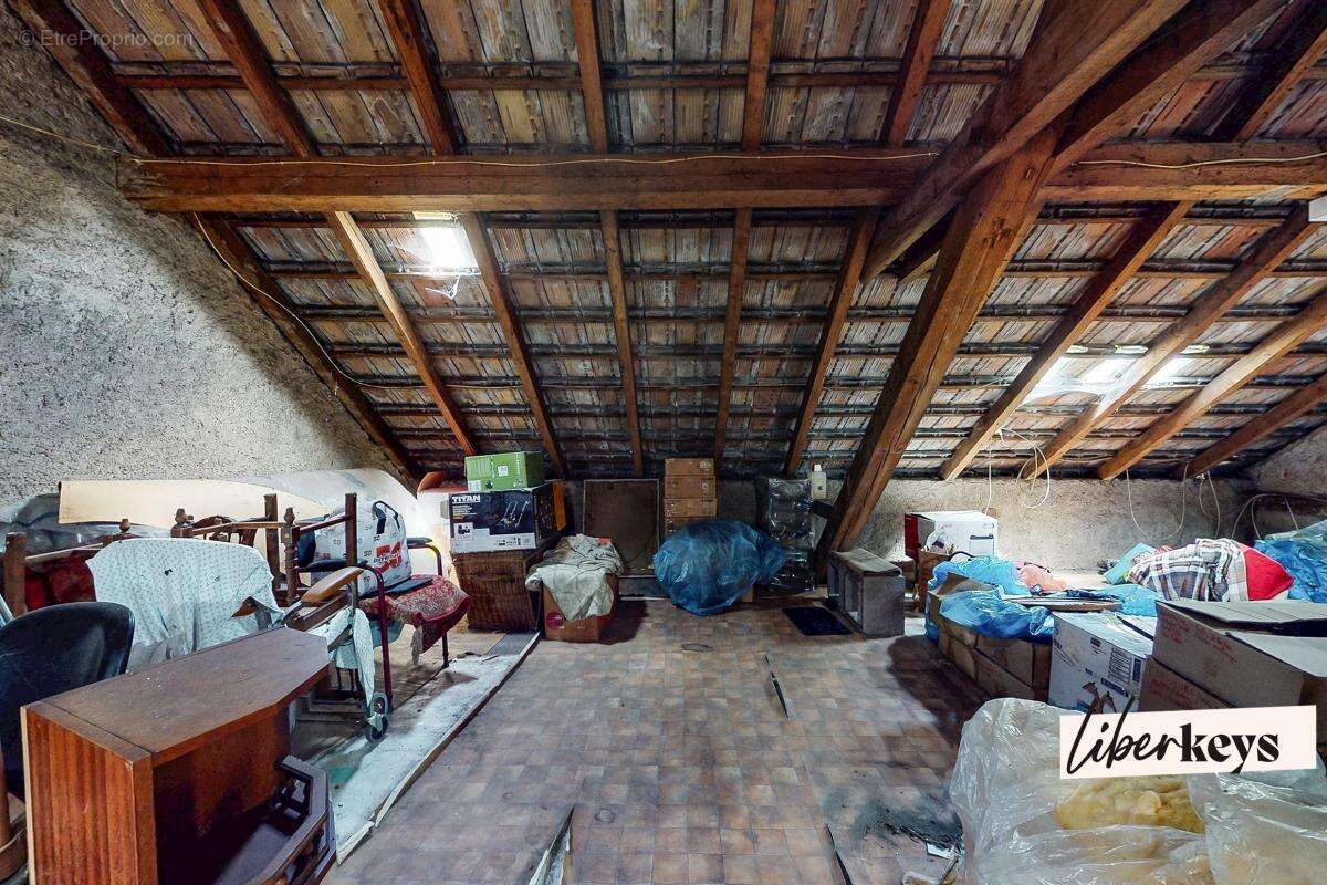 Ensemble immobilier – 187 m² – 2 logements – jardin – hangar – potentiel d'évolution - photo 12