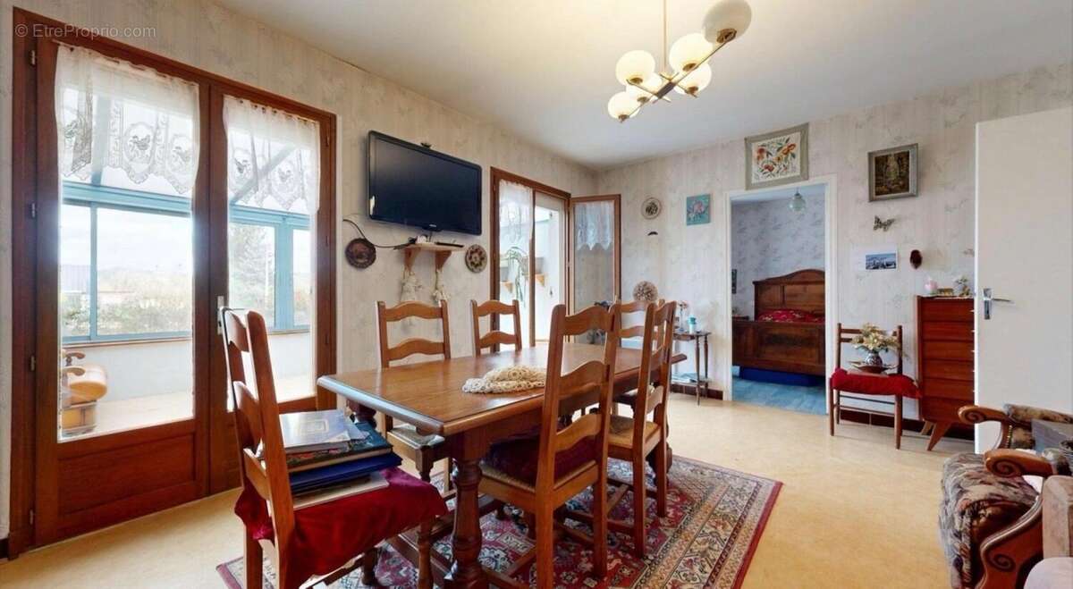 Photo 2 - Maison à LE BUISSON-DE-CADOUIN