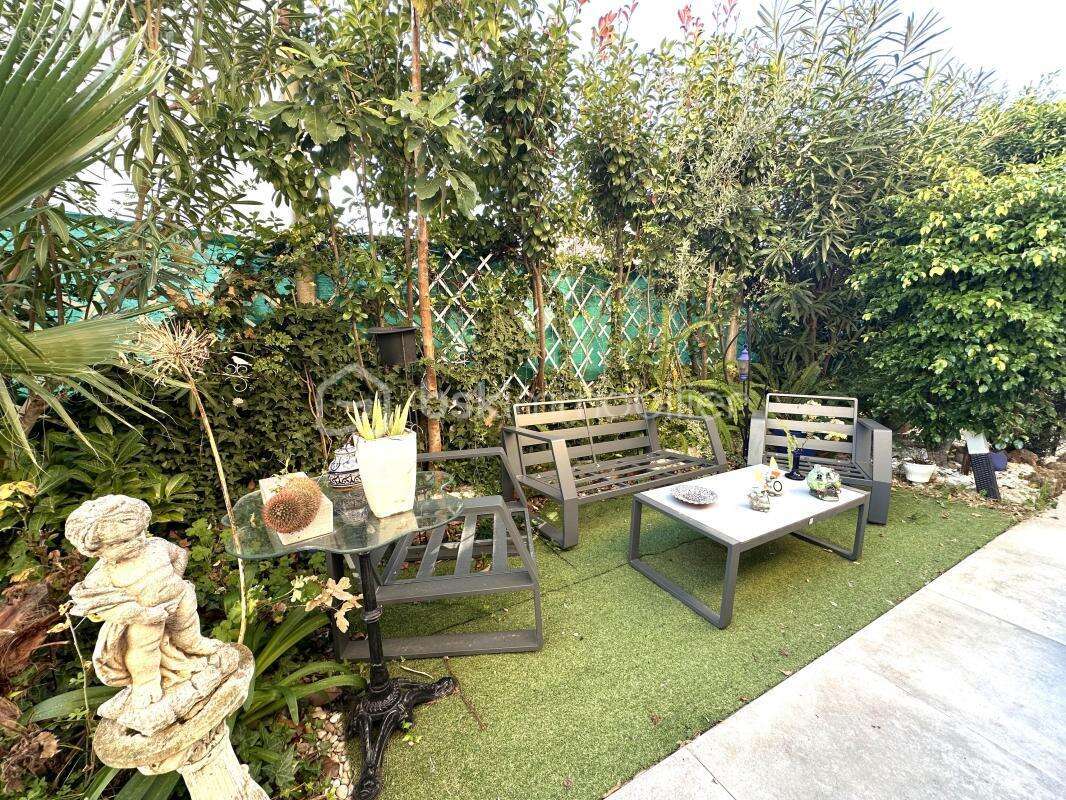 Maison à SAINT-LAURENT-DU-VAR