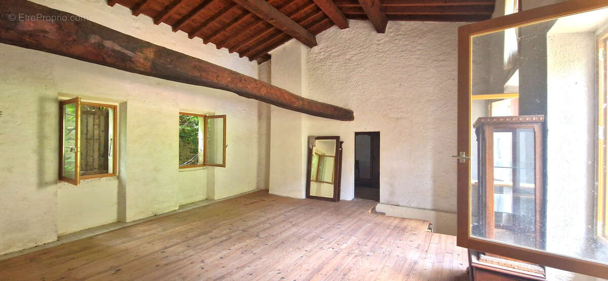 A finestret, maison de village sud 2 faces avec cour dans un cadre nature - photo 5
