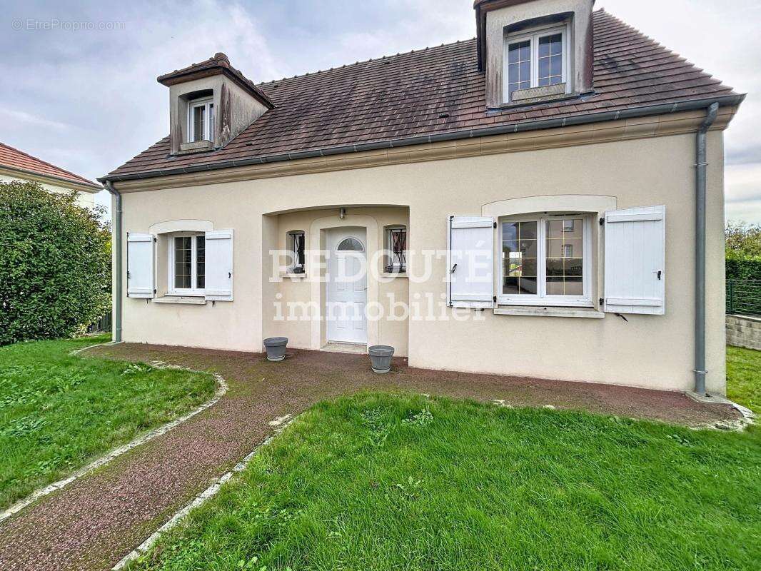Maison à VILLE-EN-TARDENOIS