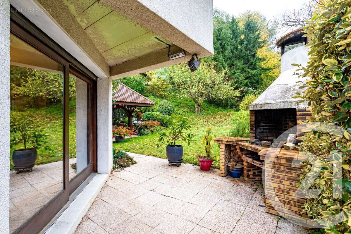 Maison à ECHIROLLES