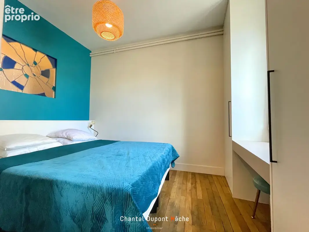 CHARTRES COEUR DE VILLE - Bel Appartement 2 pièces entièrement rénové avec gout et vendu meublé - photo 10