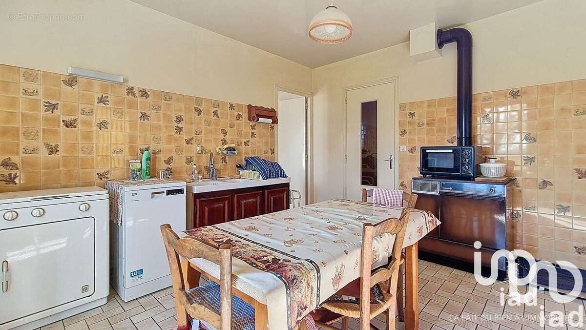 Photo 2 - Maison à EPINEUIL