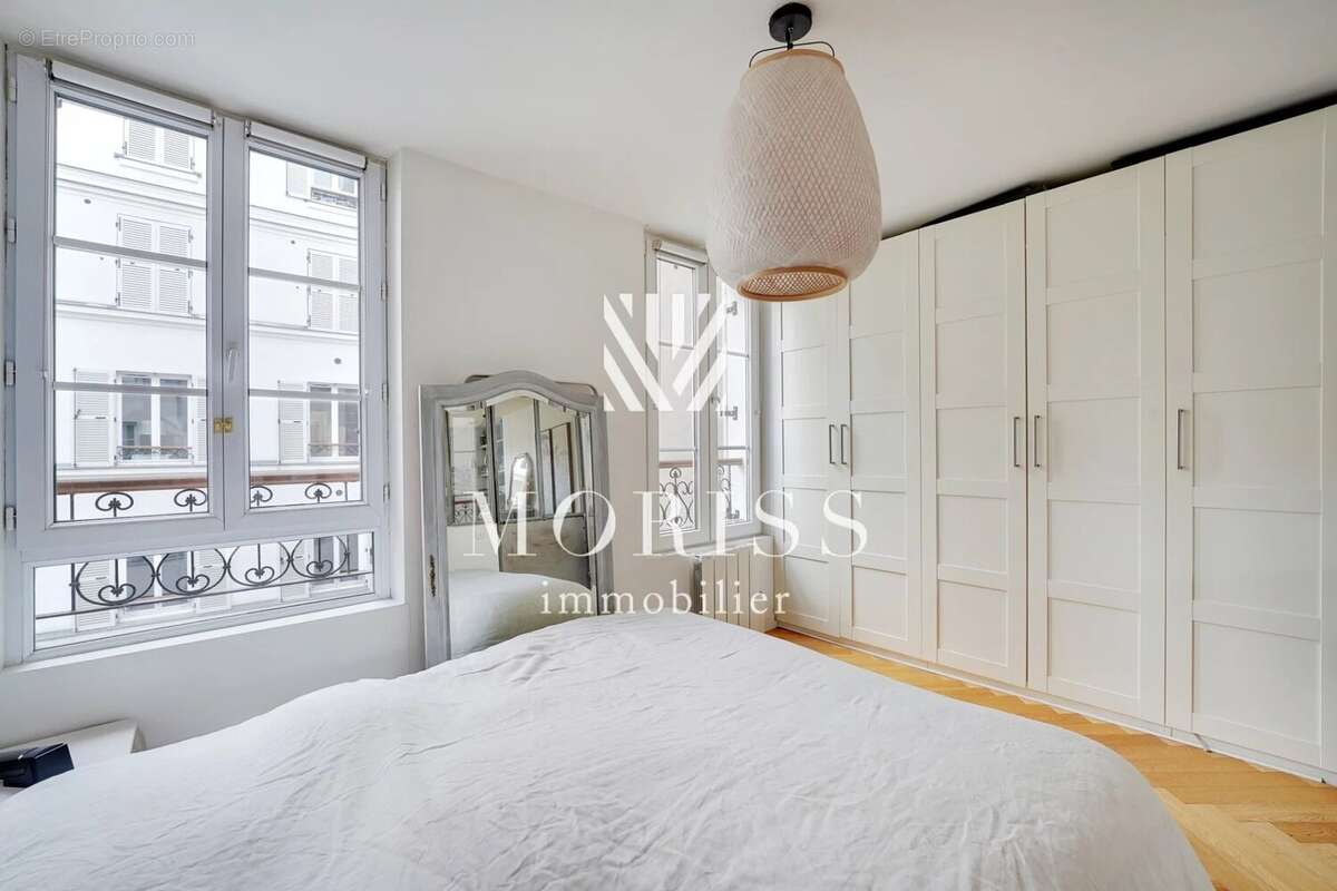 Appartement à PARIS-17E