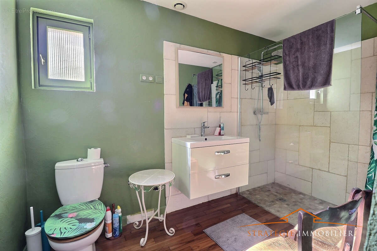 Maison à SAINT-MARTIN-DU-TARTRE