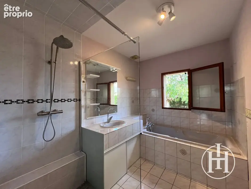 Maison de plain pied à Meaulne Vitray - photo 6