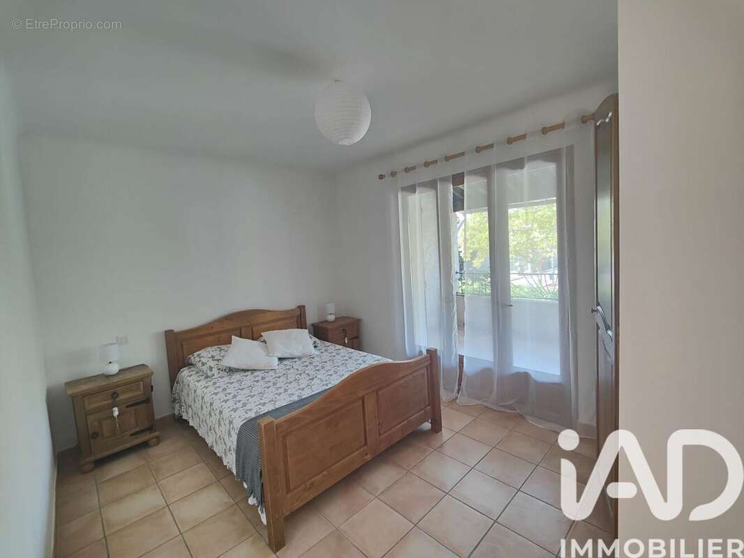 Photo 8 - Appartement à LES SALLES-SUR-VERDON