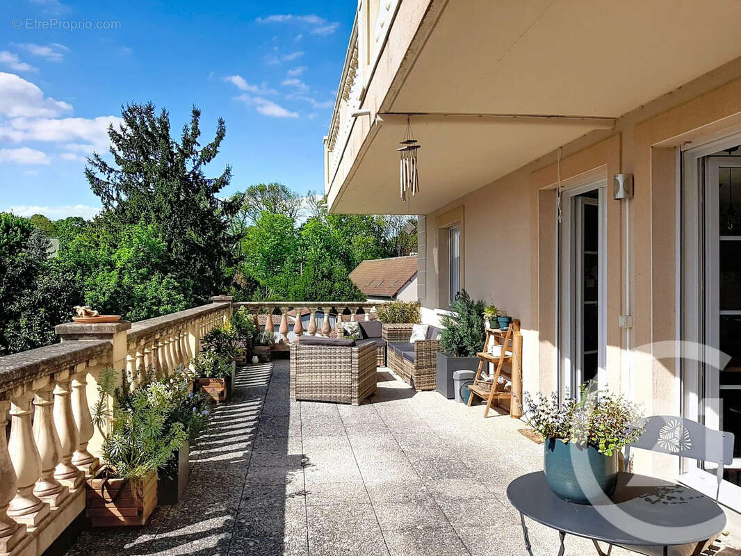 Appartement à SENS