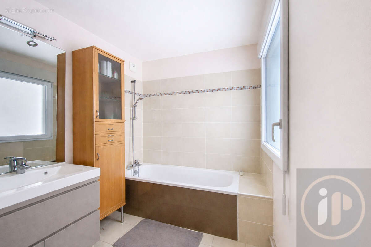 Appartement à CARRIERES-SOUS-POISSY