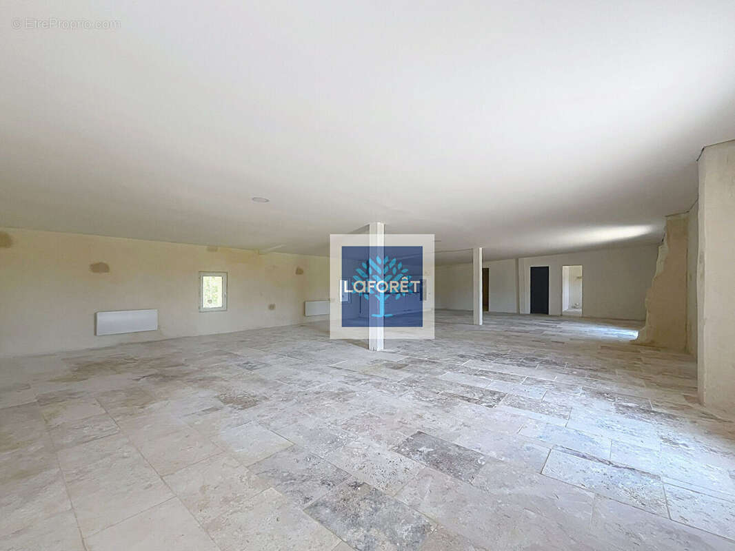 Maison pierre rénovée au coeur de Montendre - photo 6