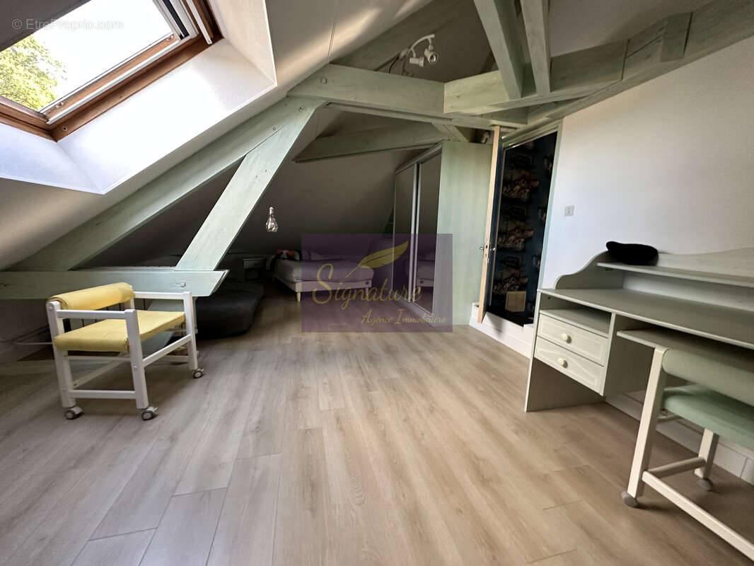 Belle maison sur sous sol et grand terrain - photo 11