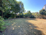 Terrain à SAINT-LEU-LA-FORET