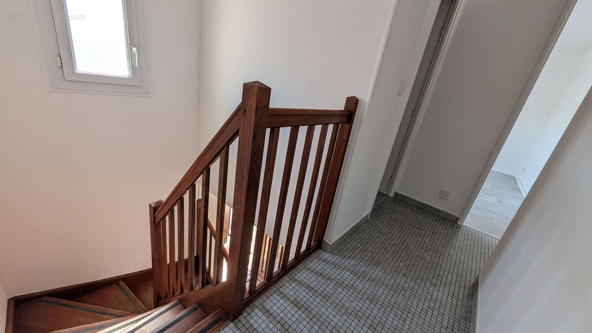 Nouveauré - Maison F4 de 106 m2 à GUILHERAND - photo 11