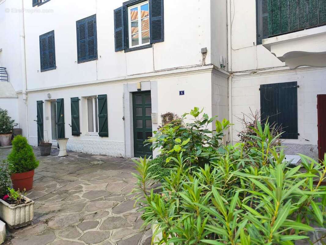 Appartement 56 m² à Saint-Jean-De-Luz  - photo 8