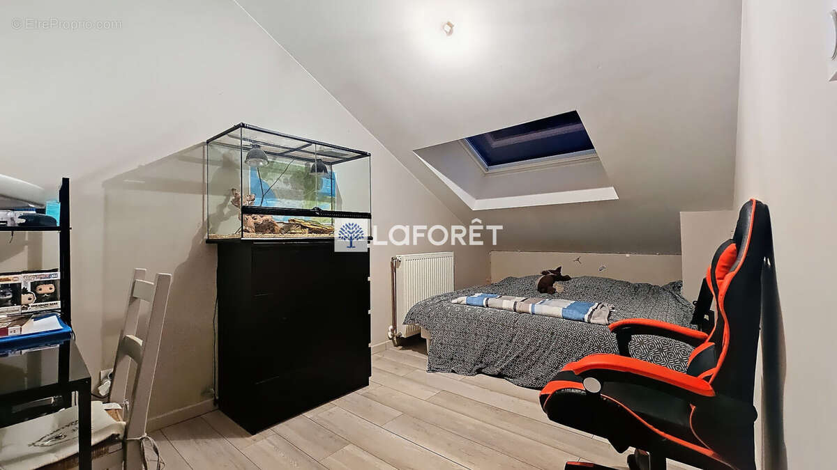 Maison à SAINT-QUENTIN