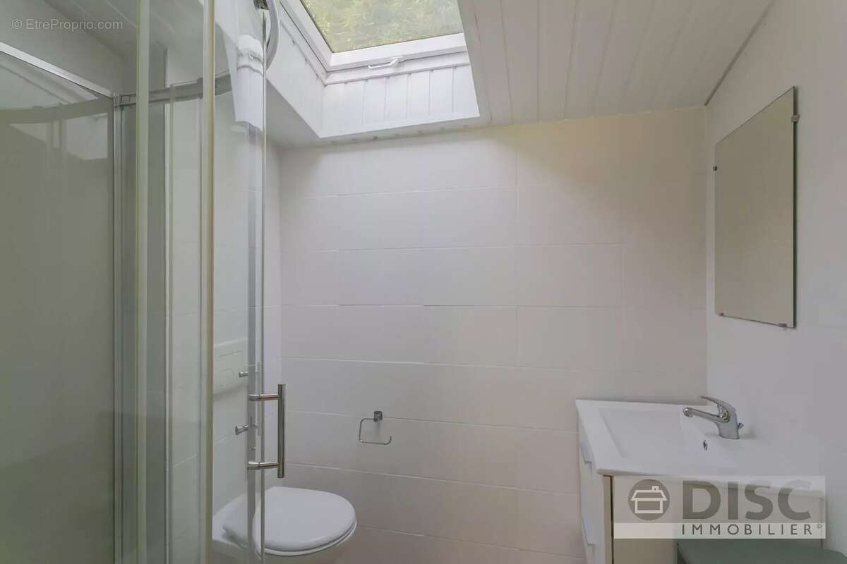 Maison à SAINT-MARTIN-LAGUEPIE