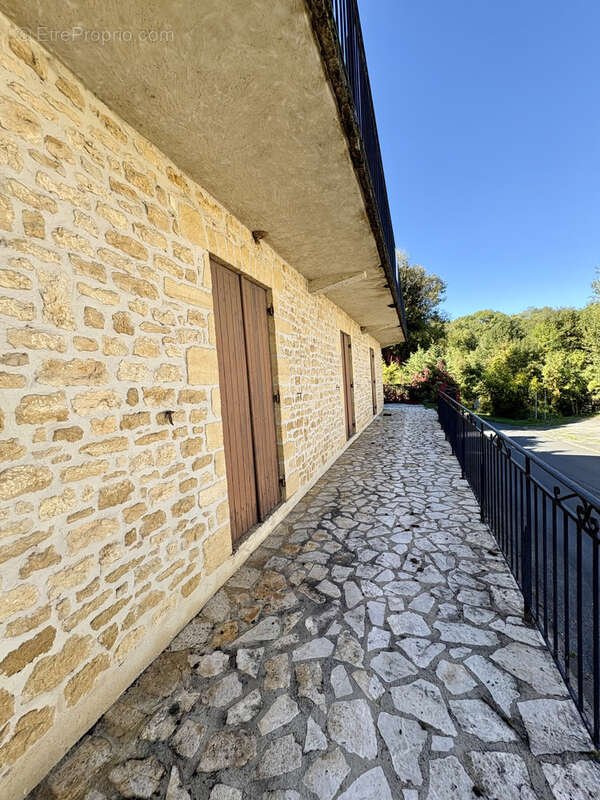 Maison à SALLES-DE-BELVES