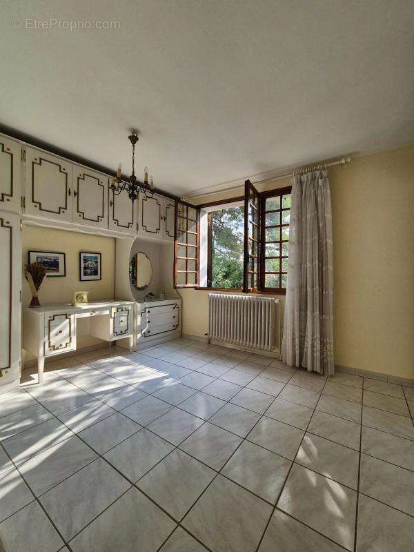 Maison à BOUC-BEL-AIR