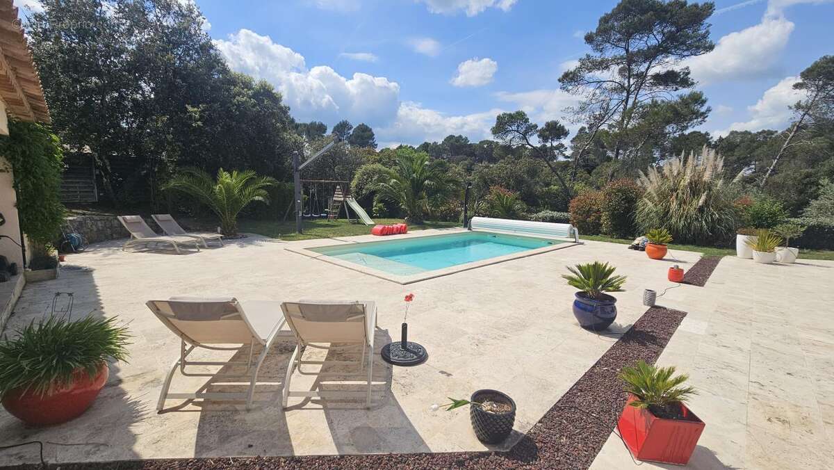 Maison à LORGUES