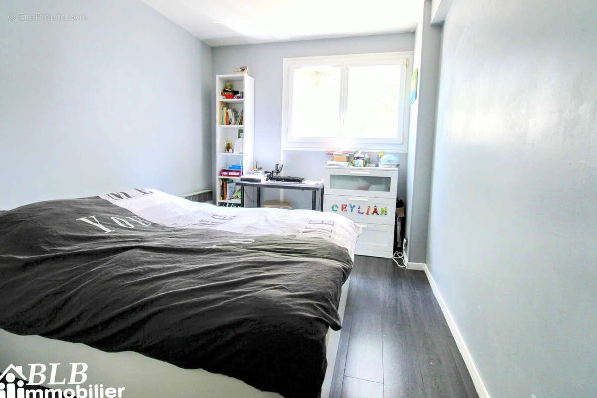 Appartement à MONTIGNY-LE-BRETONNEUX