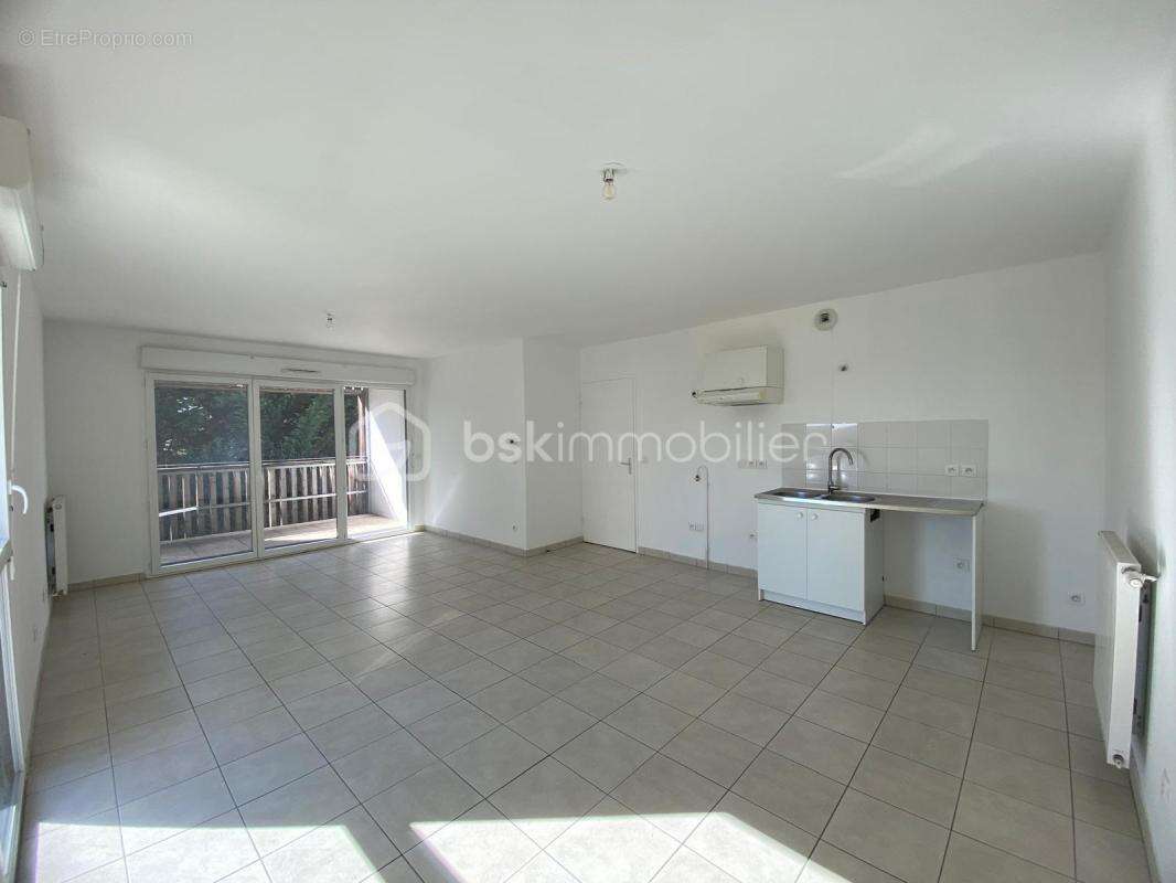 Appartement à VILLENAVE-D'ORNON