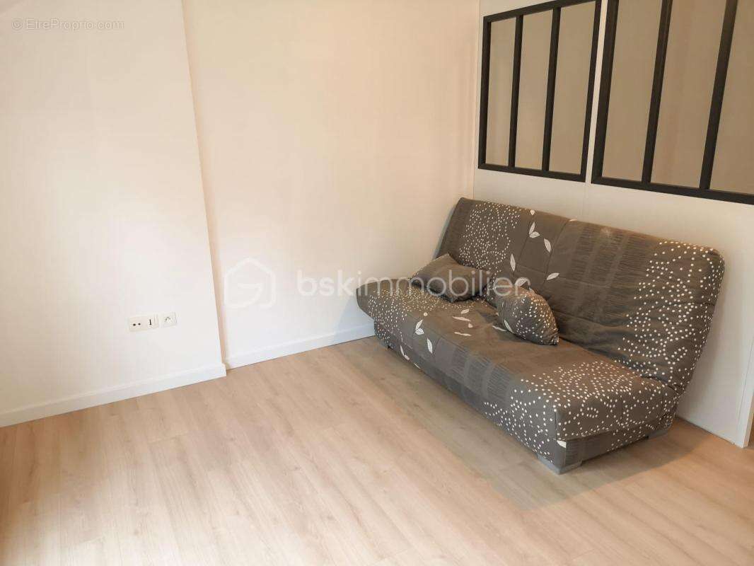 Studio de 35 m² à côté de L'ESIEE avec parking et cave - photo 5