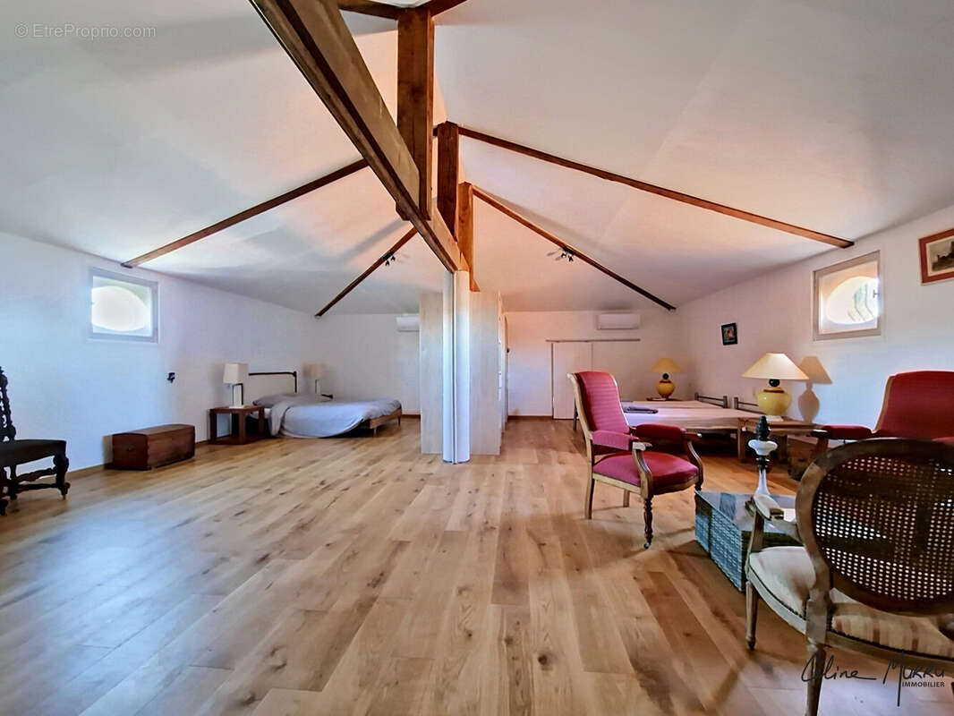 Maison à SAUVIAN
