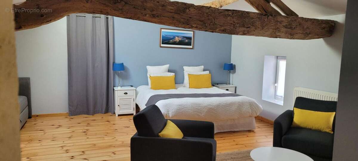 Maison à SAINTE-FLORENCE