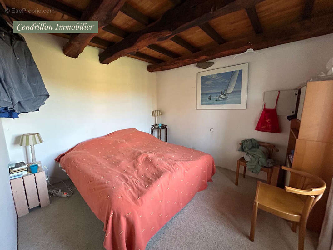 Maison à SAINT-MARTIN-CHATEAU