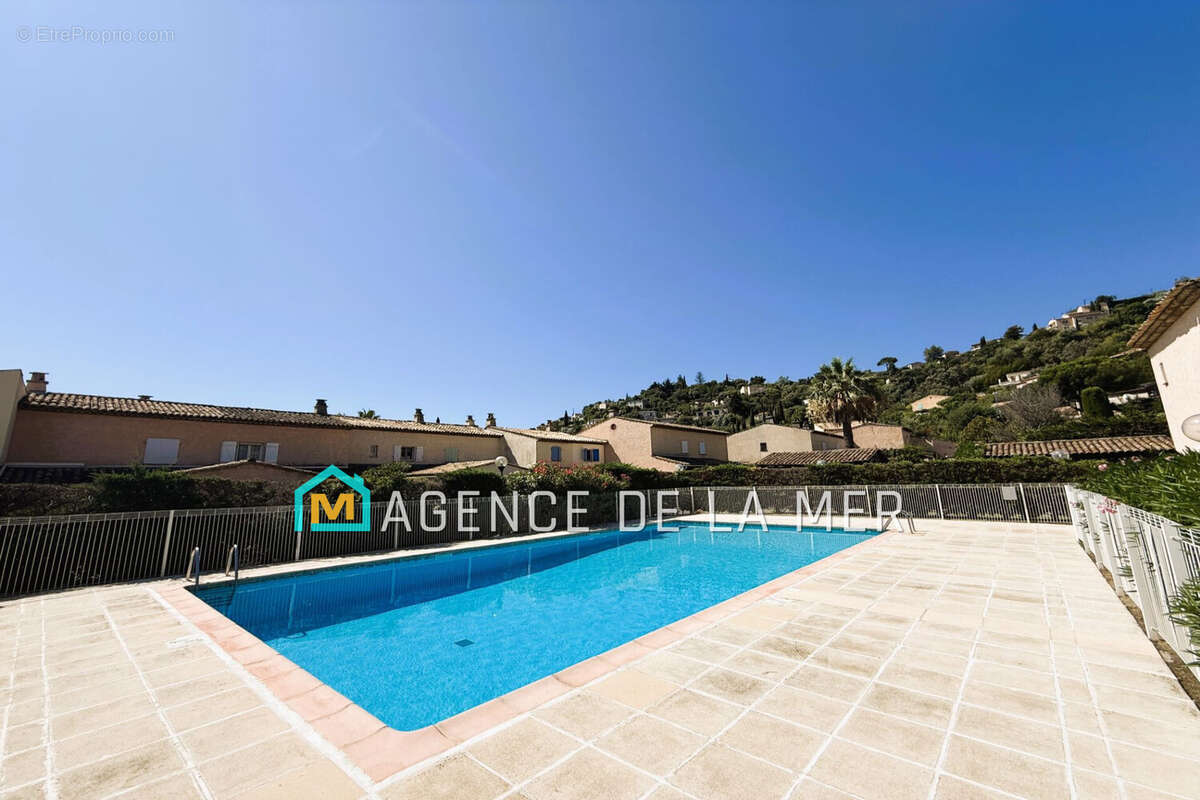 Maison à MANDELIEU-LA-NAPOULE