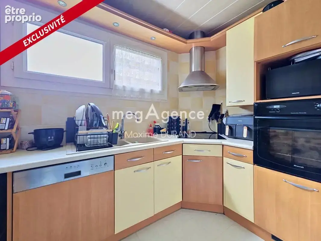 Appartement T3 de 65 m² rénové – 2 chambres – Parking privatif – Cholet - photo 5