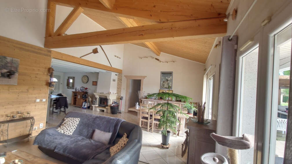 Maison à VILLASAVARY