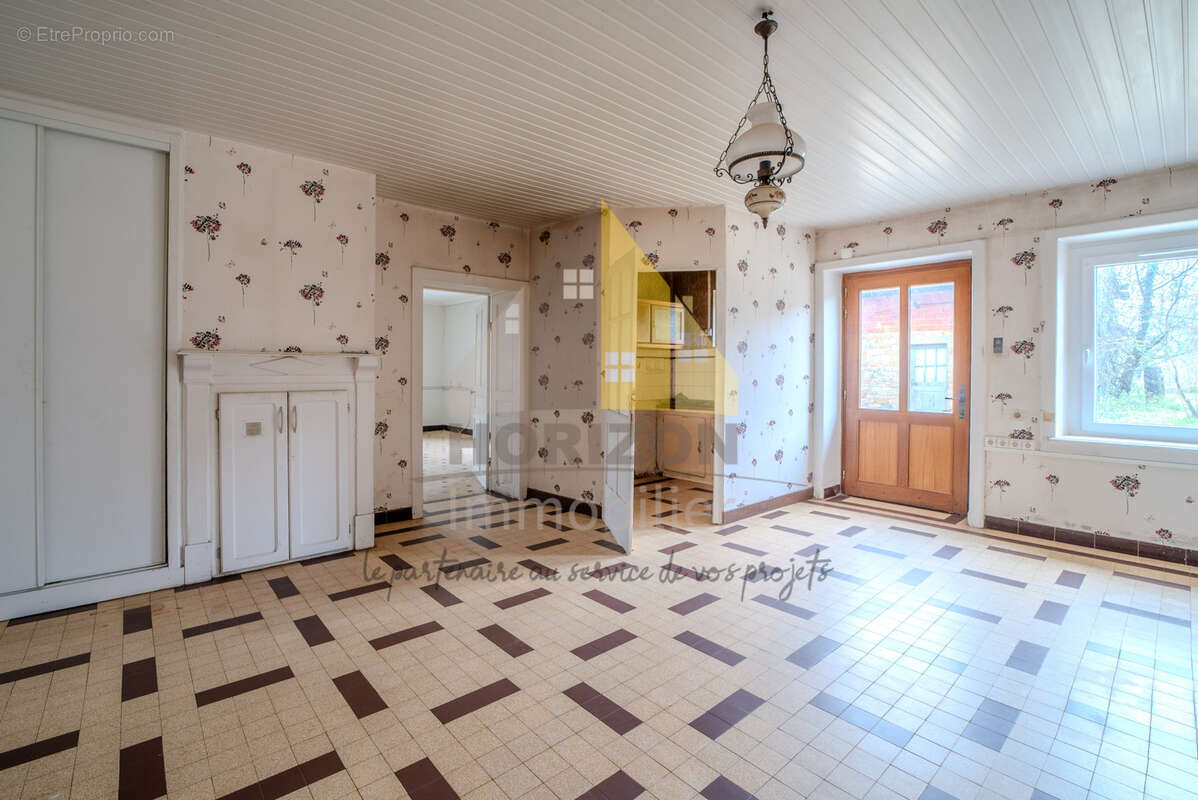 Maison à SERGENAUX