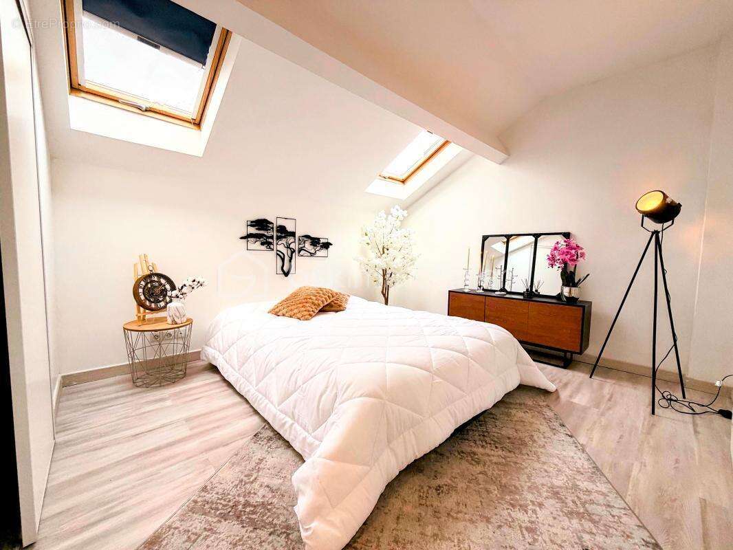 Appartement à TINQUEUX