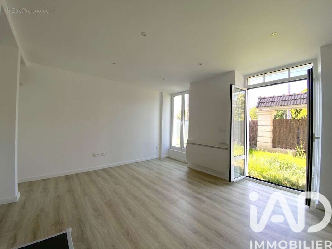 Photo 4 - Appartement à SAINT-REMY-LES-CHEVREUSE