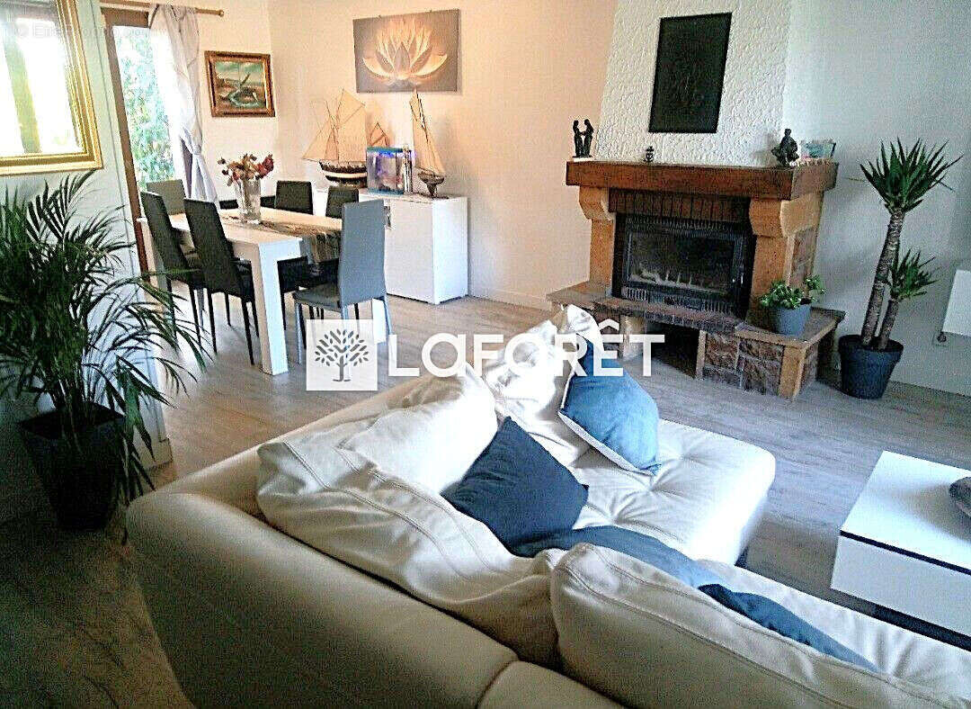 Maison à CHAUMONTEL