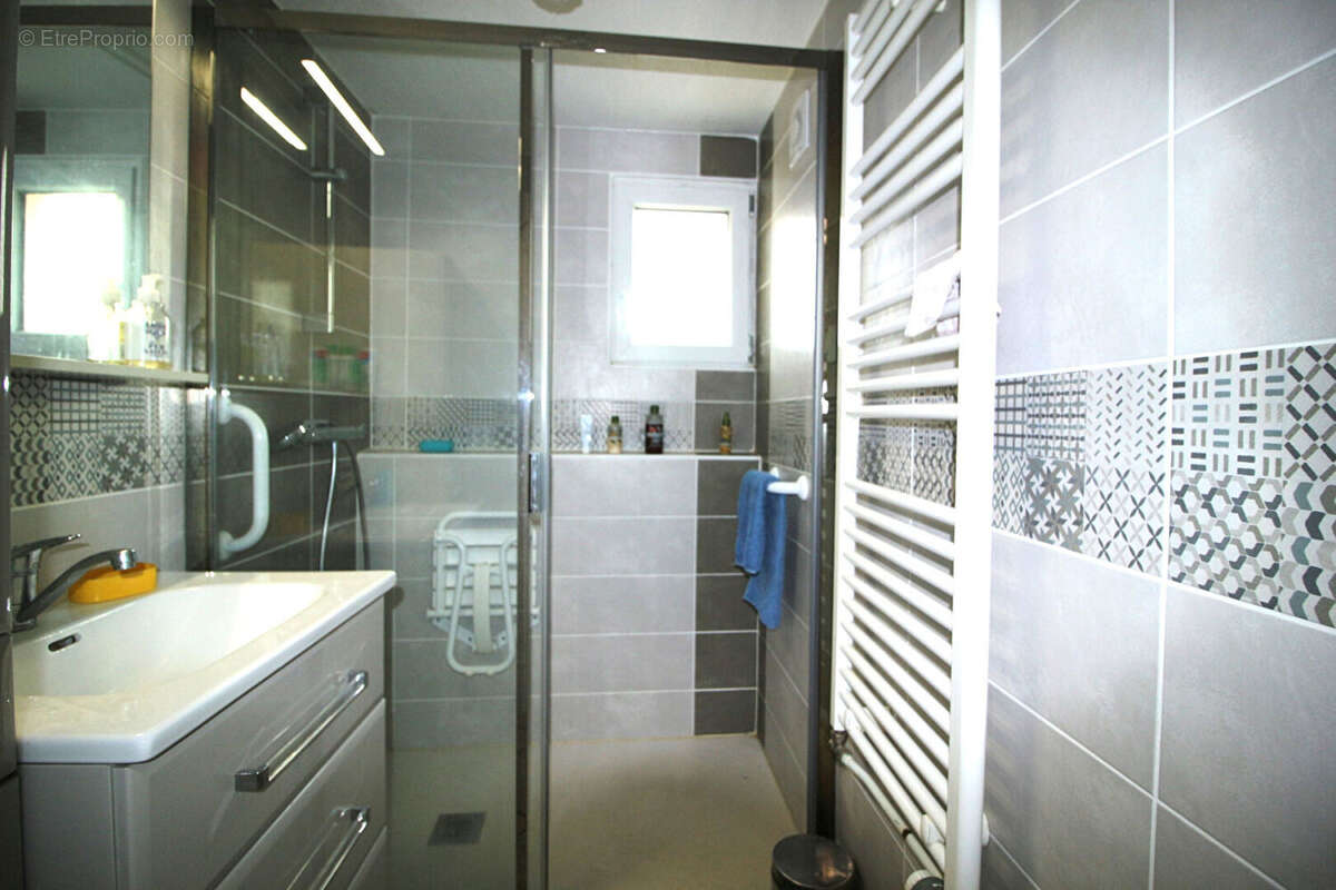 Maison à SAINT-MALO-DE-GUERSAC