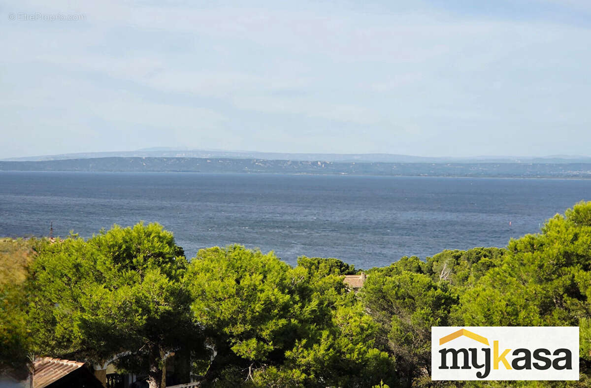 Terrain à MARTIGUES