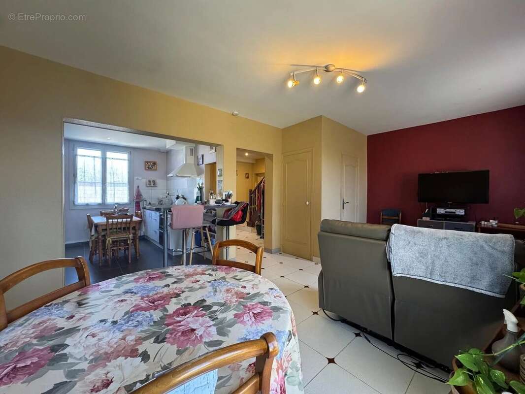 Maison 5 pièces de 95 m² sur la commune de Roquefort-sur-Garonne - photo 4