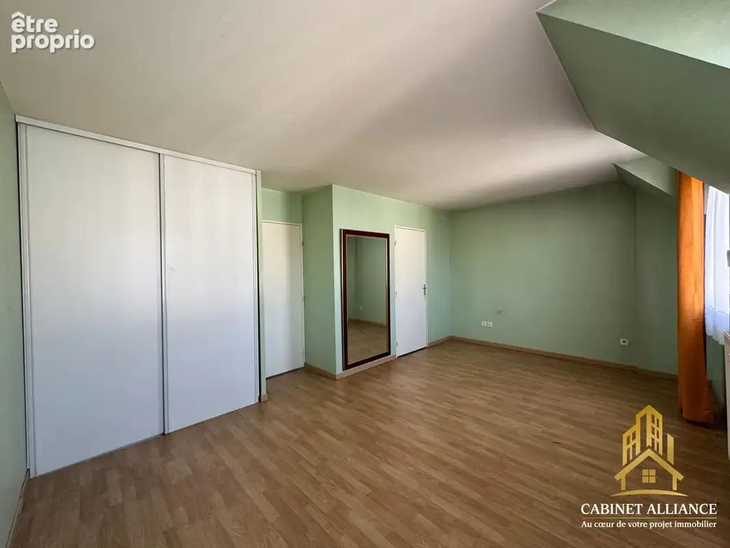 Appartement à vendre 4 pièces avec terrasse -Proche gare - photo 8
