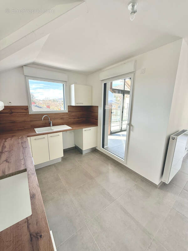 Appartement à DIVONNE-LES-BAINS