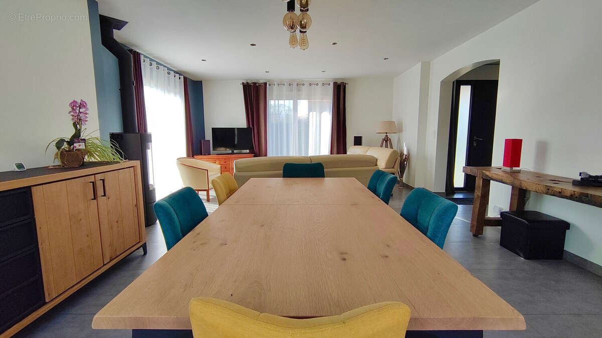 Maison à LES SORINIERES