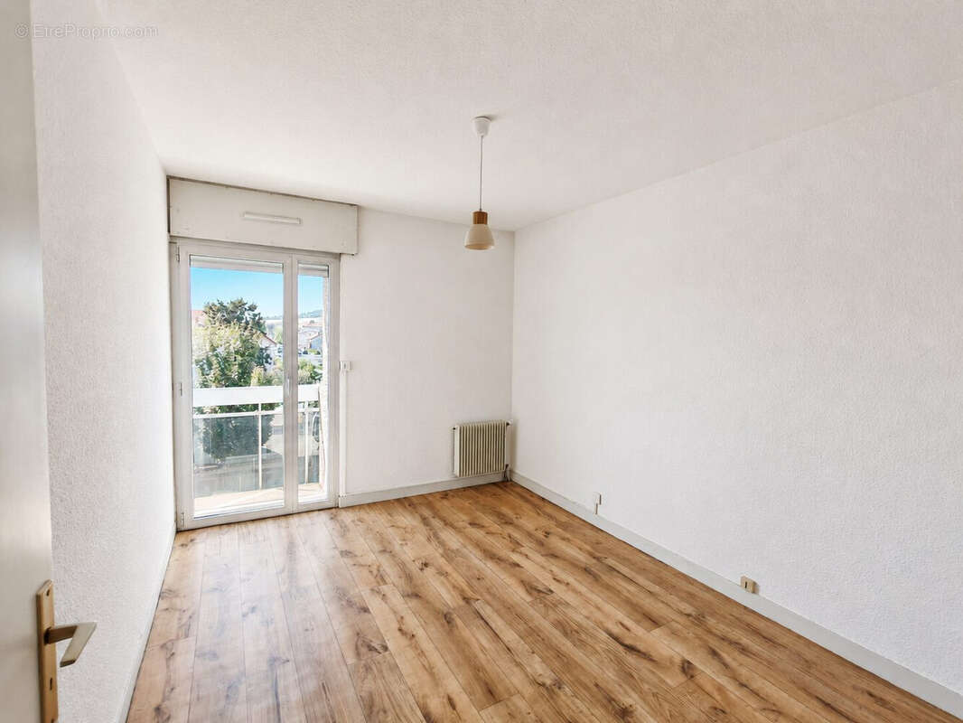 Appartement 84 m² à Issoire  - photo 7